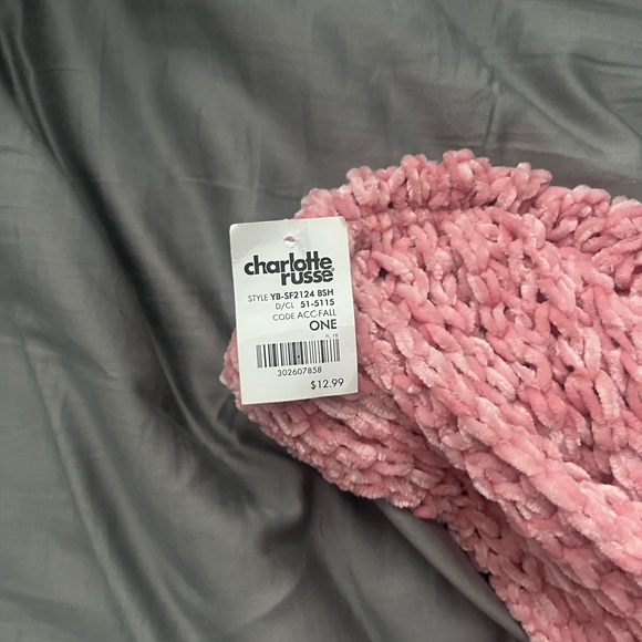 Charlotte Russe Scarf - Picture 2 of 2